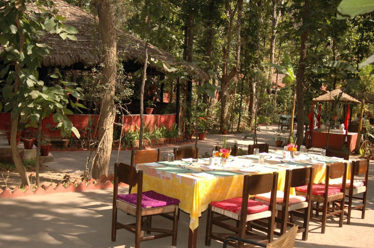Kanha Jungle Lodge Dhanwar Екстер'єр фото